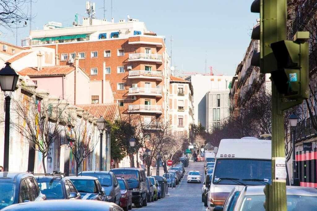 Comodo Y Agradable Estudio En Madrid Centro A5 Bagian luar foto